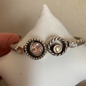 Halo Gems Hinged Bangle